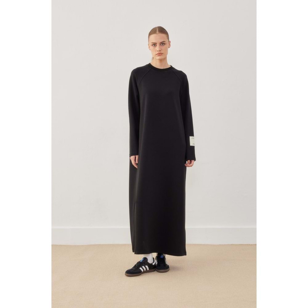 Kol Etiket Detaylı Basic Siyah Elbise S/M