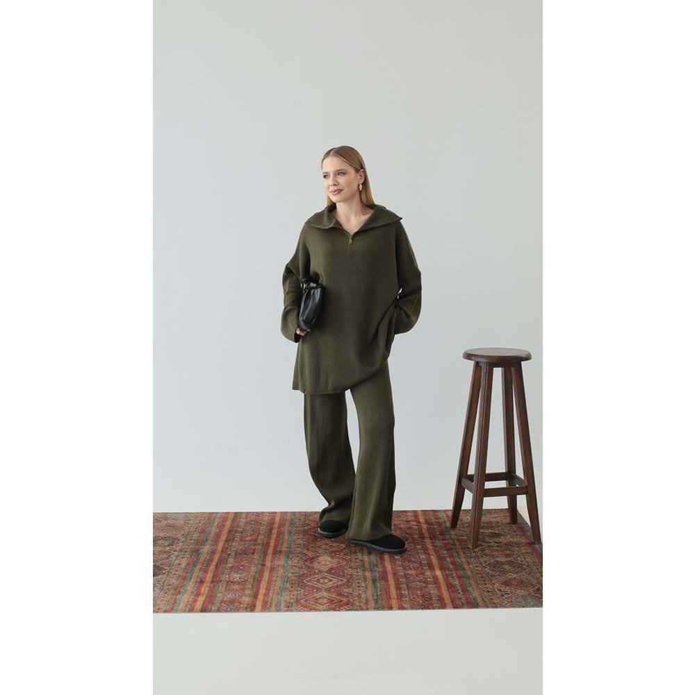 Fermuarlı Kadın Yeşil Triko Takım