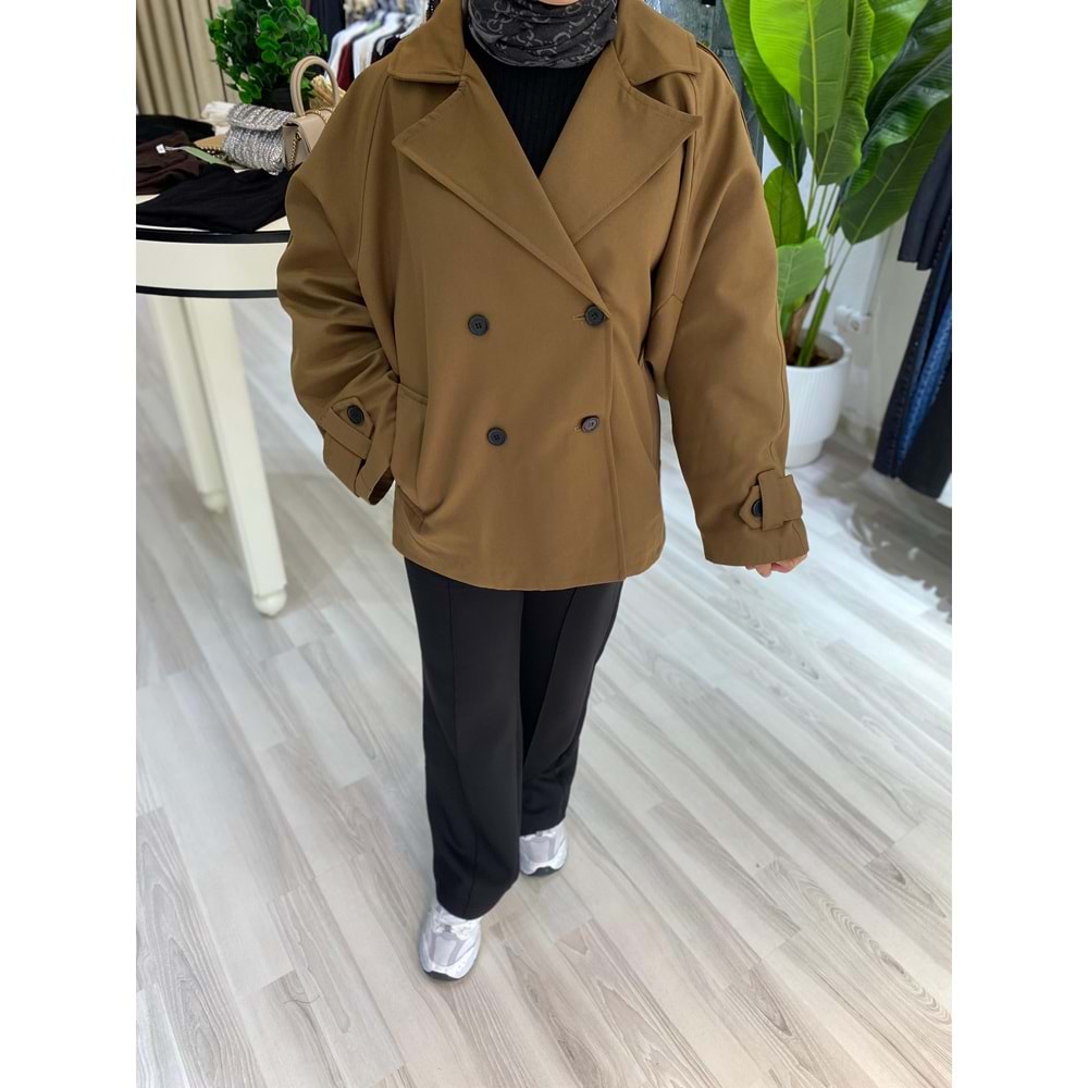 Yağ Yeşili Astarlı Kısa Kadın Trenç