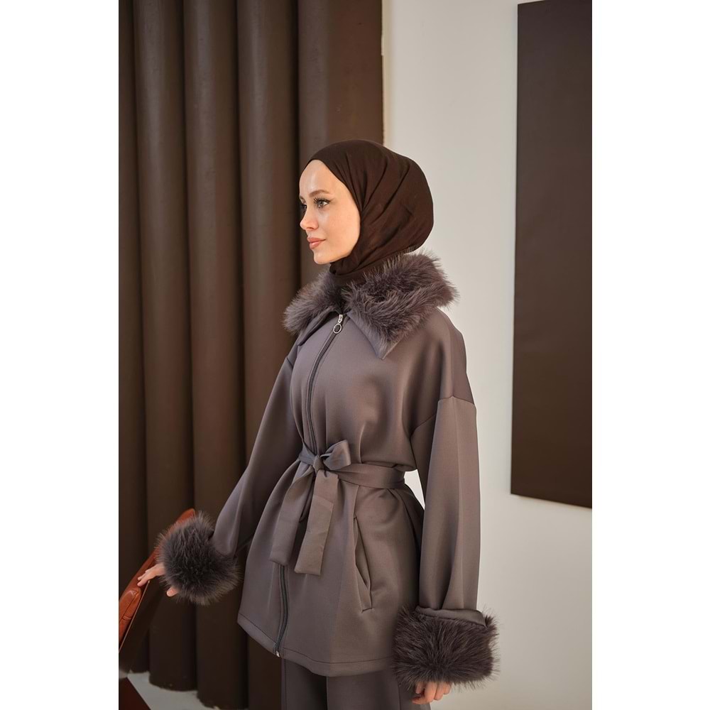 Kolları Ve Yakası Kürk Detay Antrasit Scuba Takım 40-42 Beden