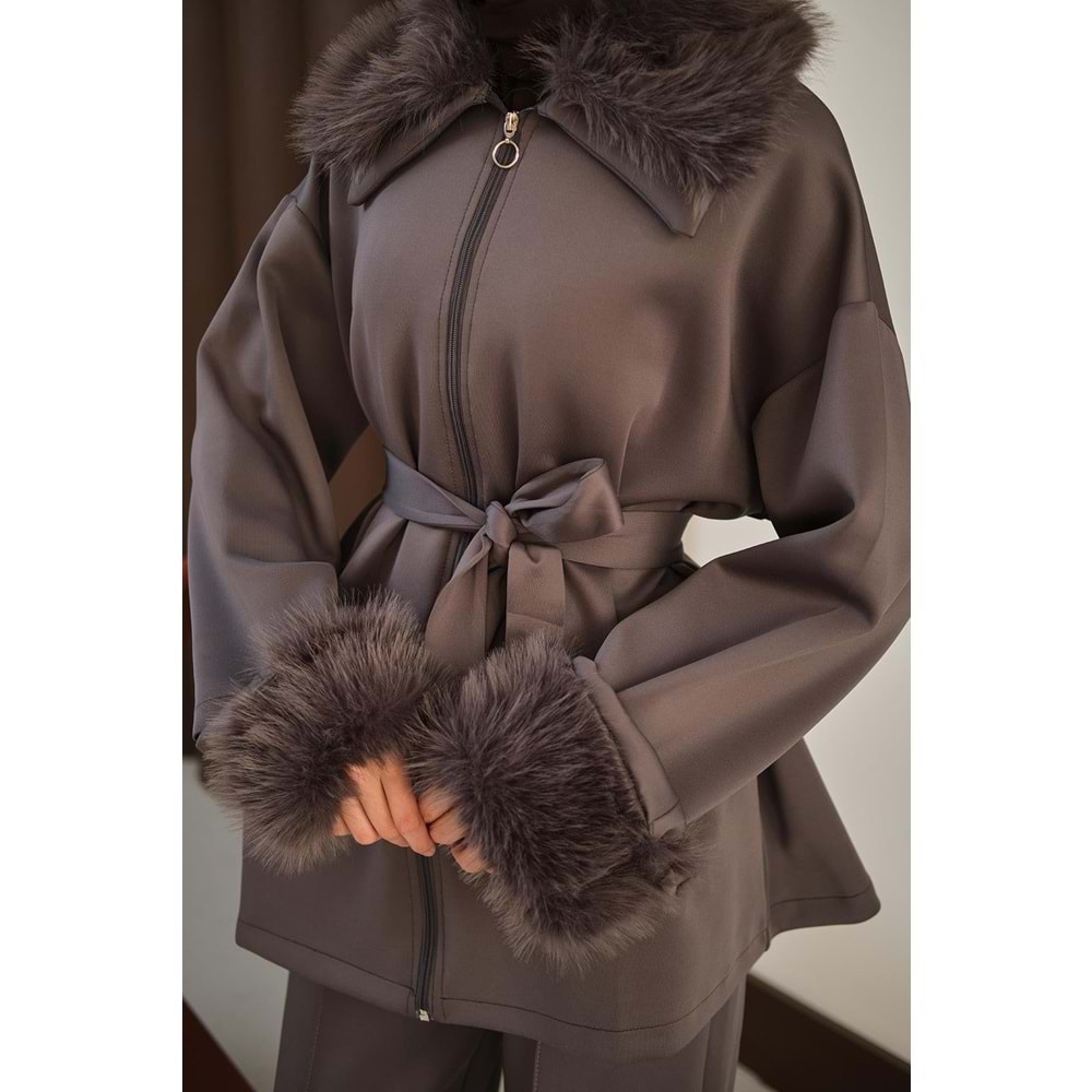 Kolları Ve Yakası Kürk Detay Antrasit Scuba Takım 40-42 Beden