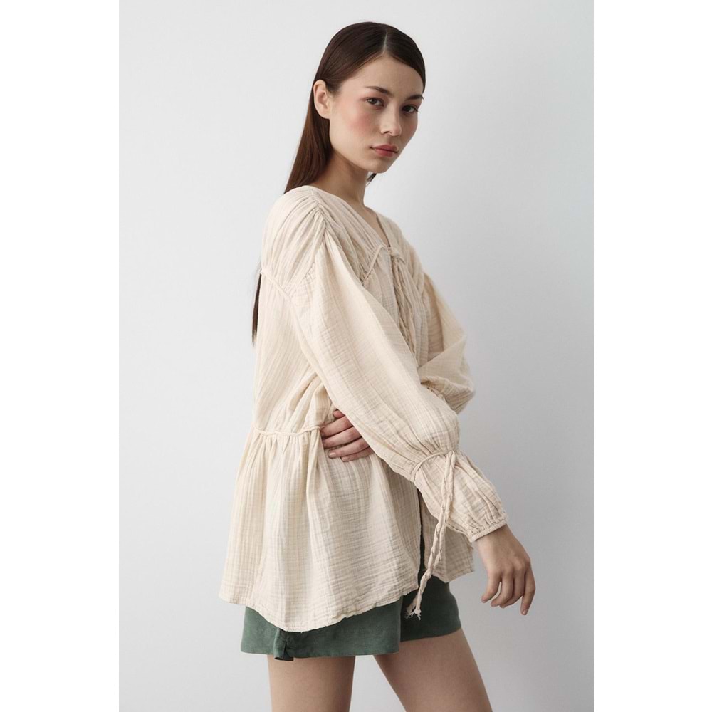 %100 Pamuk Kolu Lastikli Müslin Bağlamalı Bej Bluz M Beden