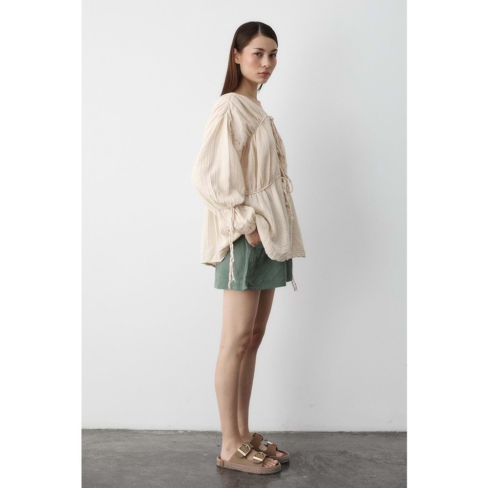 %100 Pamuk Kolu Lastikli Müslin Bağlamalı Bej Bluz M Beden