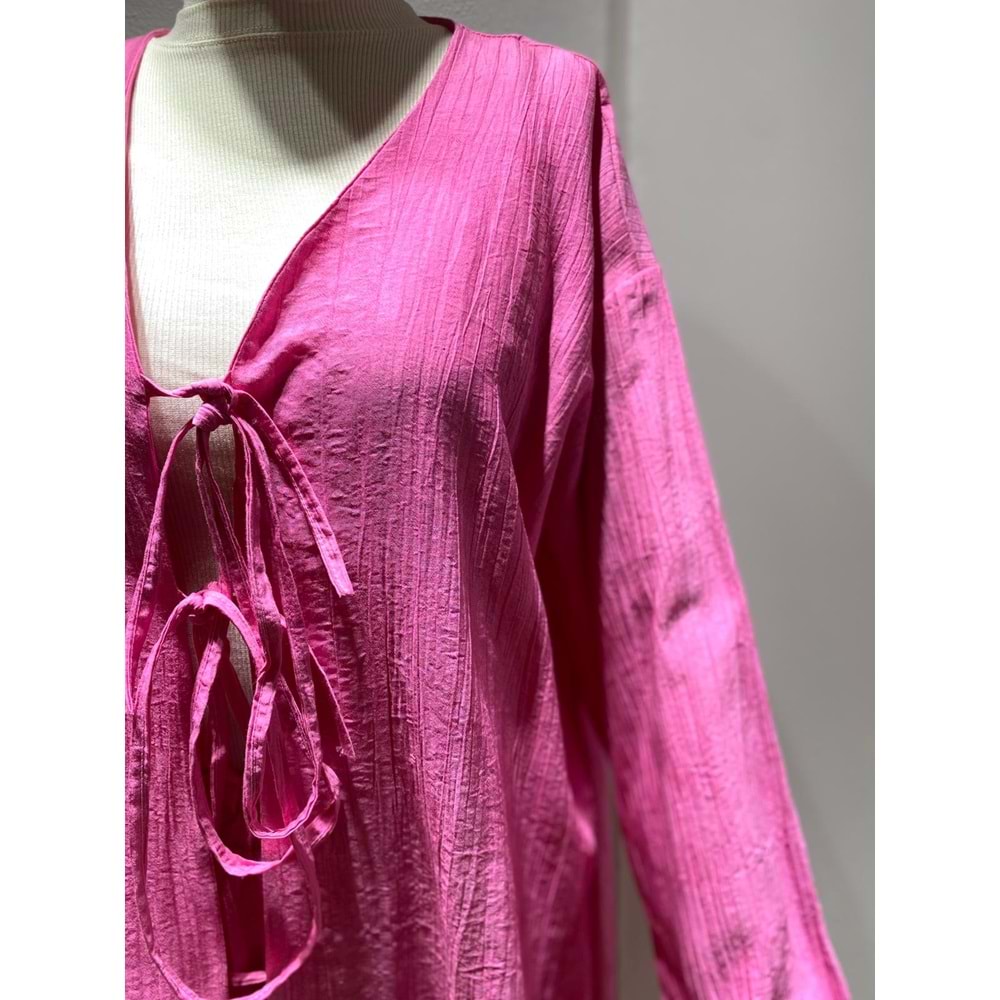 Çilek Kumaş İki Bağlama Pembe Kimonolu Pantolonlu Takım Standart