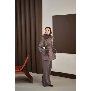 Kolları Ve Yakası Kürk Detay Antrasit Scuba Takım 40-42 Beden