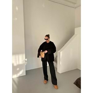 Önü Bağlamalı Siyah Standart Kadın Teddy Ceket