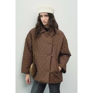 Gömlek Yaka, Düğmeli Kapitone Kahverengi Mont S/M