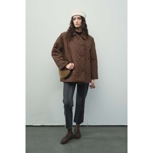 Gömlek Yaka, Düğmeli Kapitone Kahverengi Mont S/M