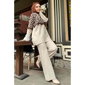 Saçaklı Baklava Desen Kadın Triko Bej Takım