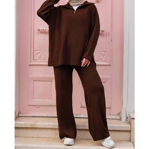 Fermuarlı Kadın Kahverengi Triko Takım