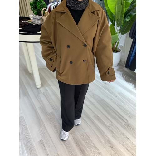 Yağ Yeşili Astarlı Kısa Kadın Trenç