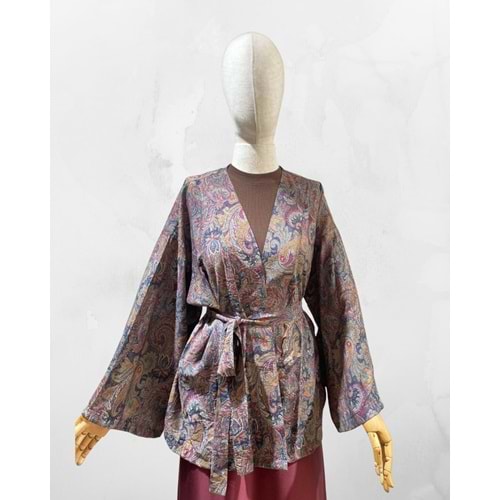 Desenli Kuşaklı Kahverengi Kimono Standart