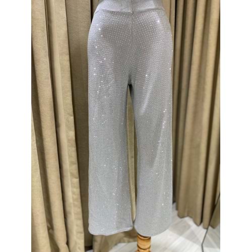 Triko Önü Taşlı Gri Standart Kadın Pantolon