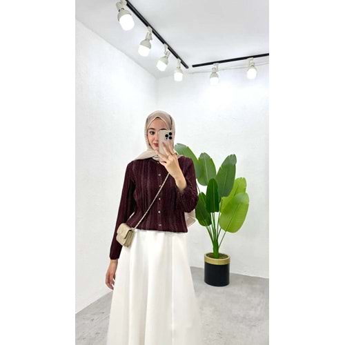 Simli Gold Düğmeli Triko Mürdüm Hırka