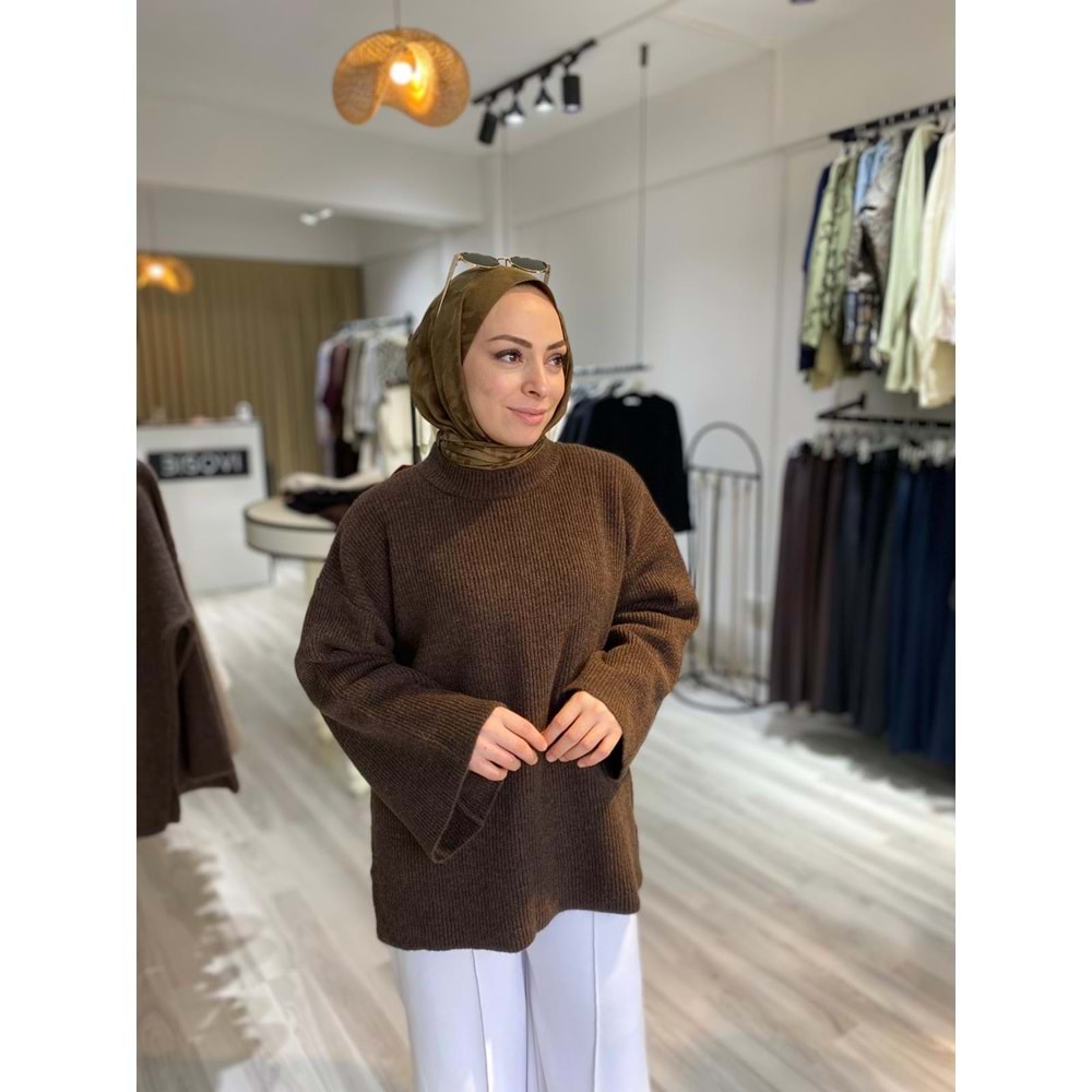 Oversize Geniş Kollu Rahat Kesim Kahverengi Kadın Triko Kazak