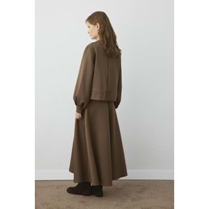 Kahverengi Bisiklet Yaka Pilikaşeli Balon Kol Etekli Takım S/M