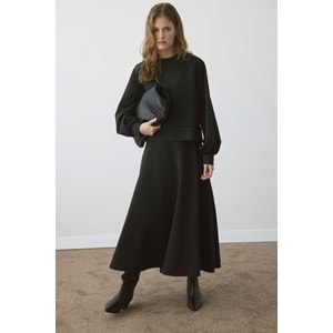 Büyük Beden Siyah Balon Kol Kloş Scuba Takım L/XL