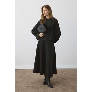 Büyük Beden Siyah Balon Kol Kloş Scuba Takım L/XL