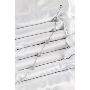 316L Çelik Yonca Model Gümüş Renk Kadın Bileklik