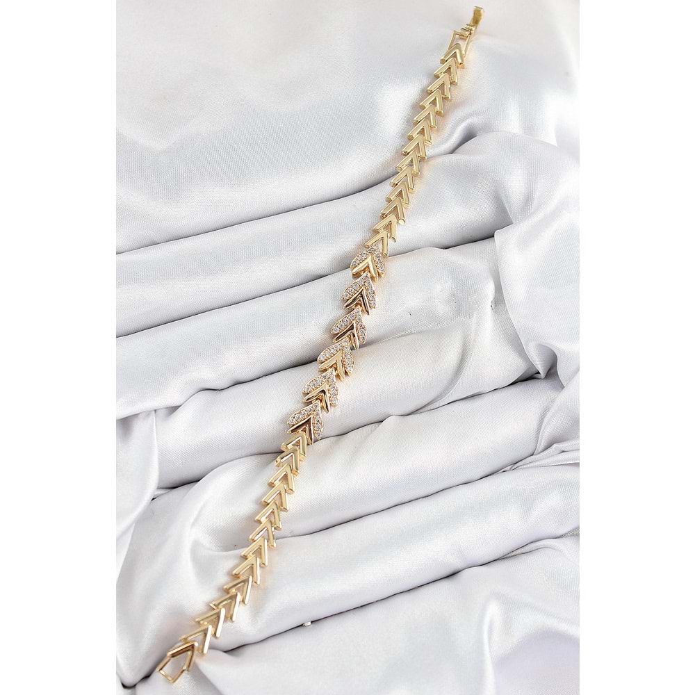 Pirinç Zirkon Taşlı Sıralı Ok Model Gold Renk Kadın Bileklik