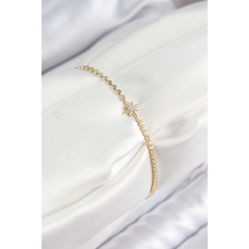 Pirinç Zirkon Taşlı Kutup Yıldızı Model Ezme Zincir Gold Renk Kadın Bileklik