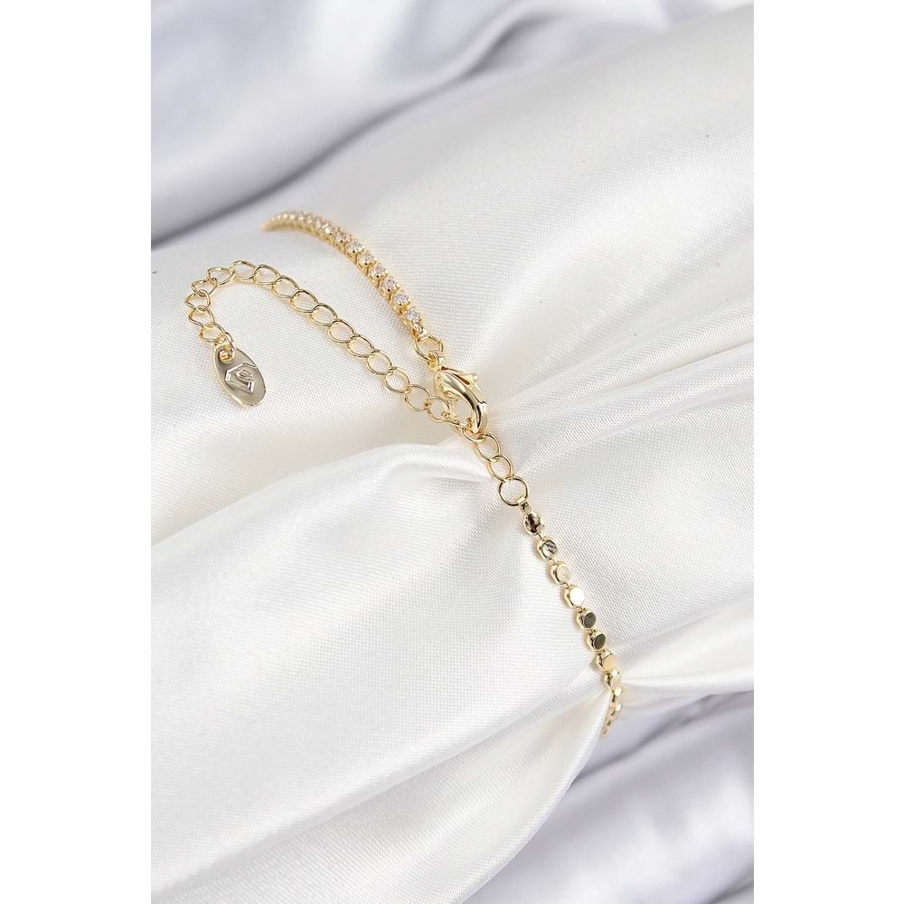 Pirinç Zirkon Taşlı Kutup Yıldızı Model Ezme Zincir Gold Renk Kadın Bileklik