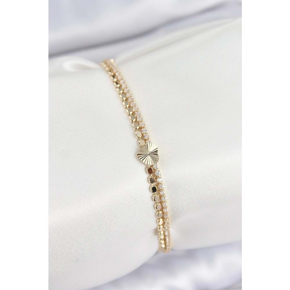 Pirinç Zirkon Taşlı Ezme Zincirli Kalp Model Gold Renk Kadın Bilekilk