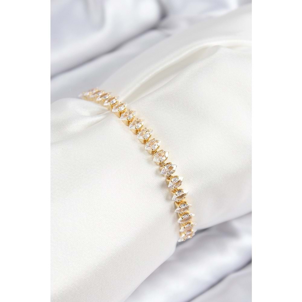Pirinç Zirkon Taşlı Damla Model Gold Renk Asansörlü Kadın Bileklik