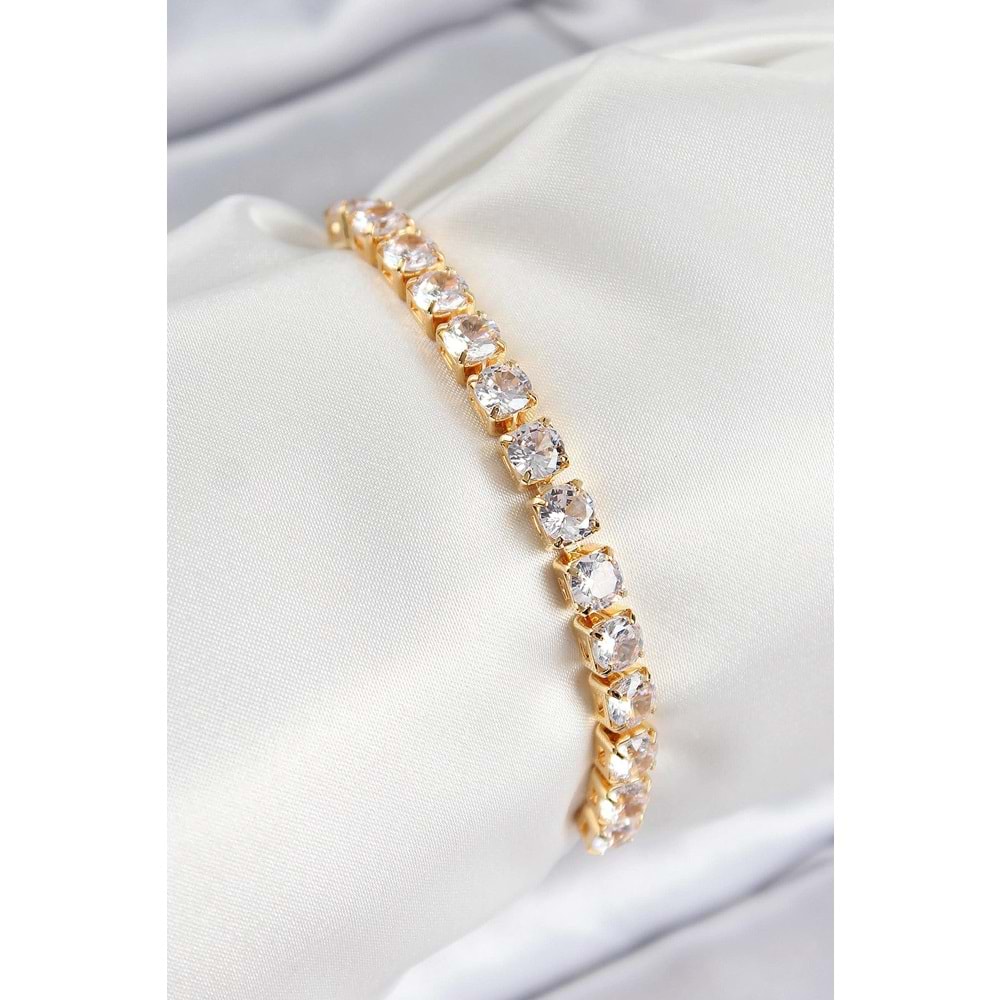 Pirinç Zirkon Taşlı Kare Model Gold Renk Asansörlü Kadın Bileklik
