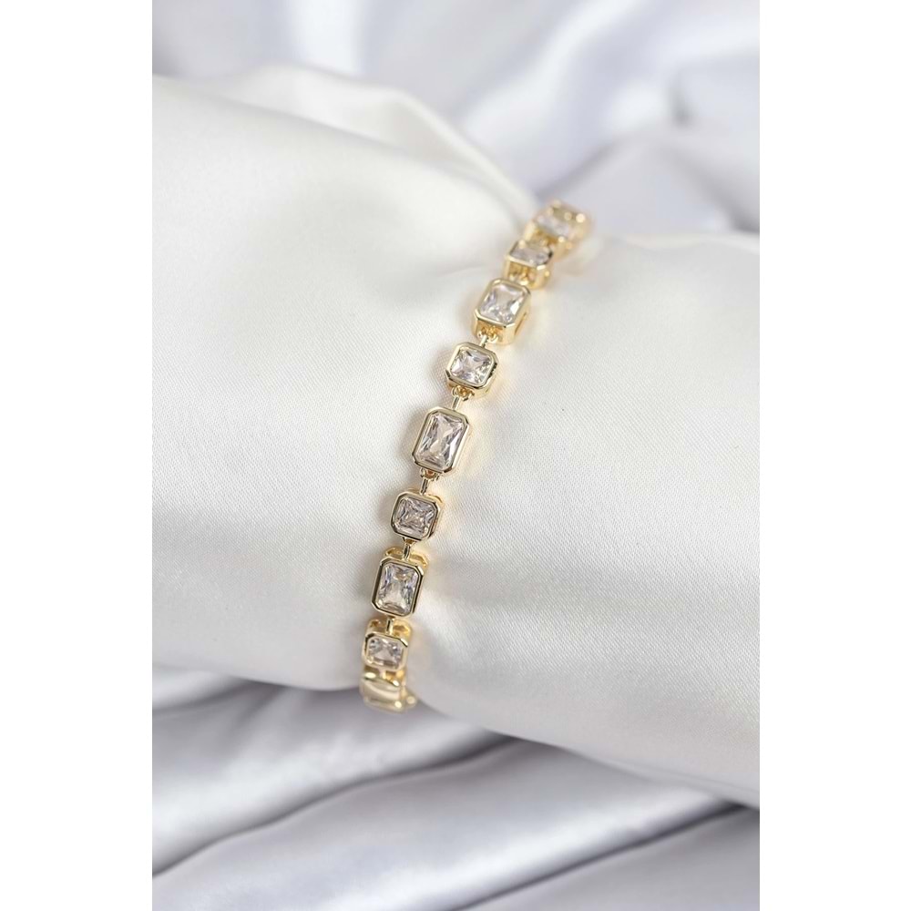 Pirinç VIP Seri Zirkon Taşlı Gold Renk Kadın Bileklik