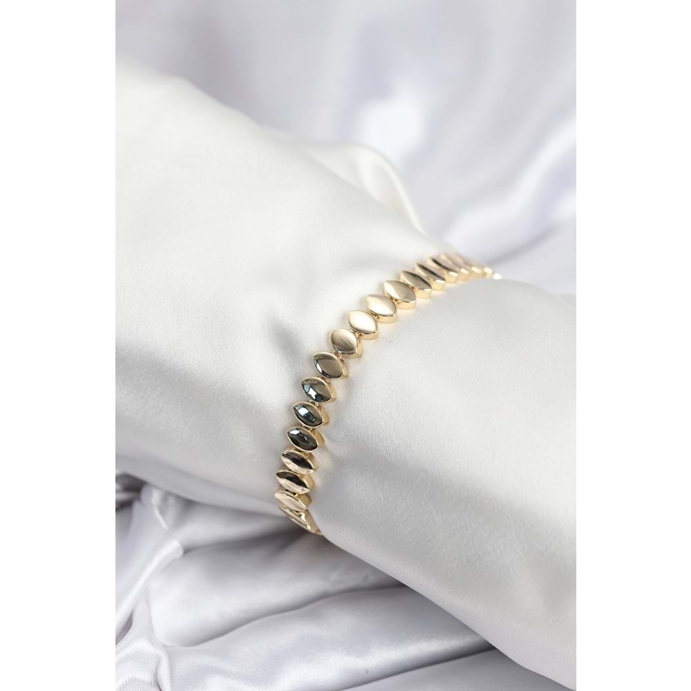 Pirinç VIP Seri Gold Renk Sıralı Arpa Model Kadın Bileklik