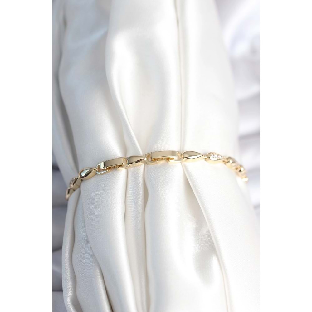 Pirinç Gold Renk Damla Model Kadın Bileklik