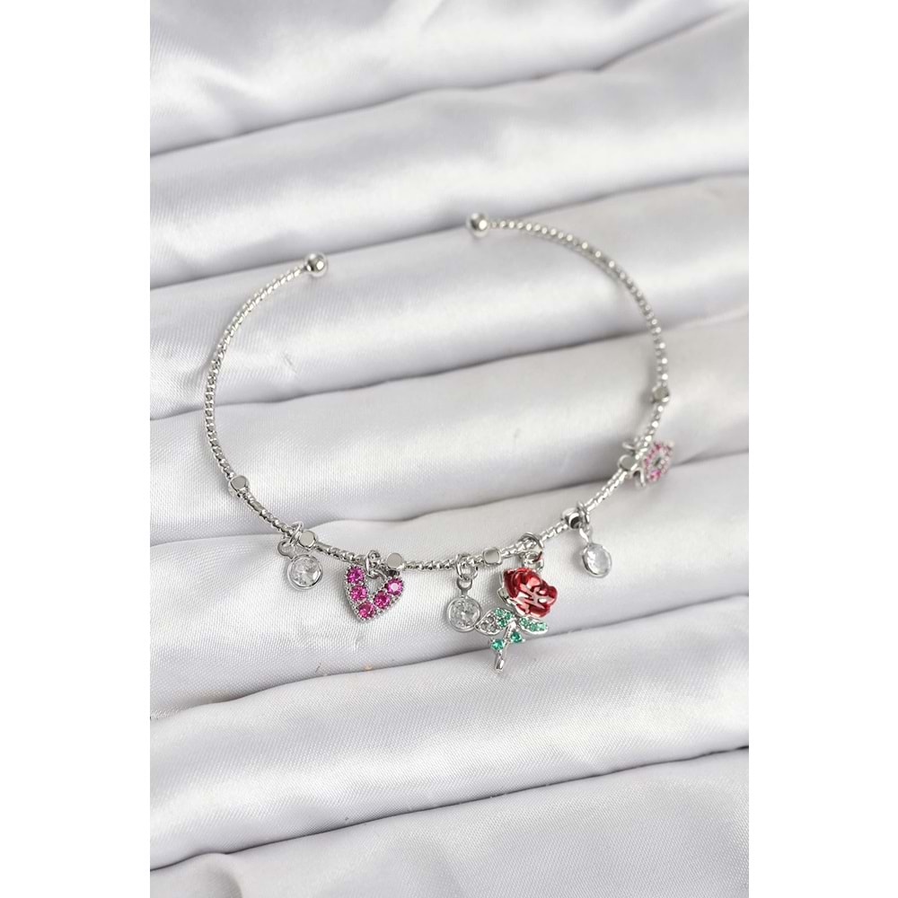 Gül Charmlı Gümüş Renk Pirinç Kadın Bileklik