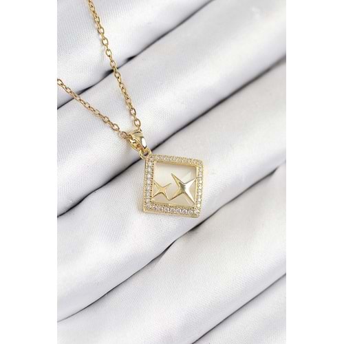 316L Çelik Zirkon Taşlı Yıldız Model Gold Renk Kadın Kolye