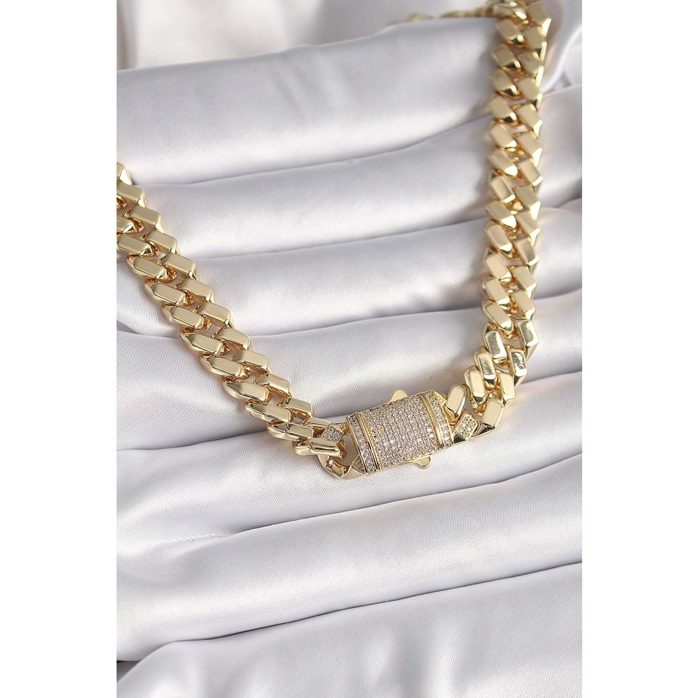 Pirinç Gold Renk VIP Exclusive Seri Gurmet Model Kadın Kolye