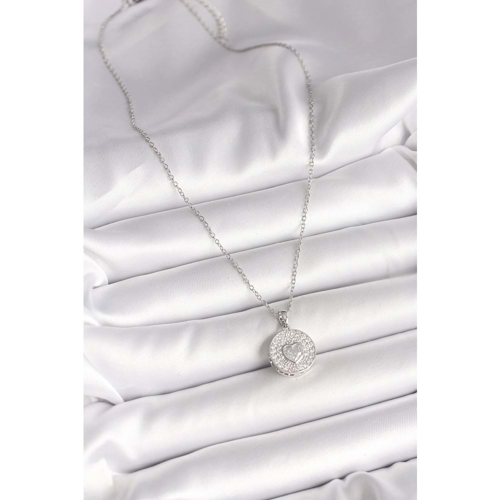 316L Çelik Gümüş Renk Zincir Zirkon Taşlı Kalp İşlemeli Madalyon Model Kadın Kolye