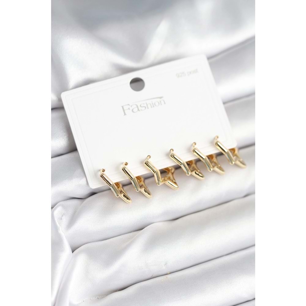 Yıldız Model Gold Renk 925 Ayar Gümüş Çivili Kadın Küpe Seti