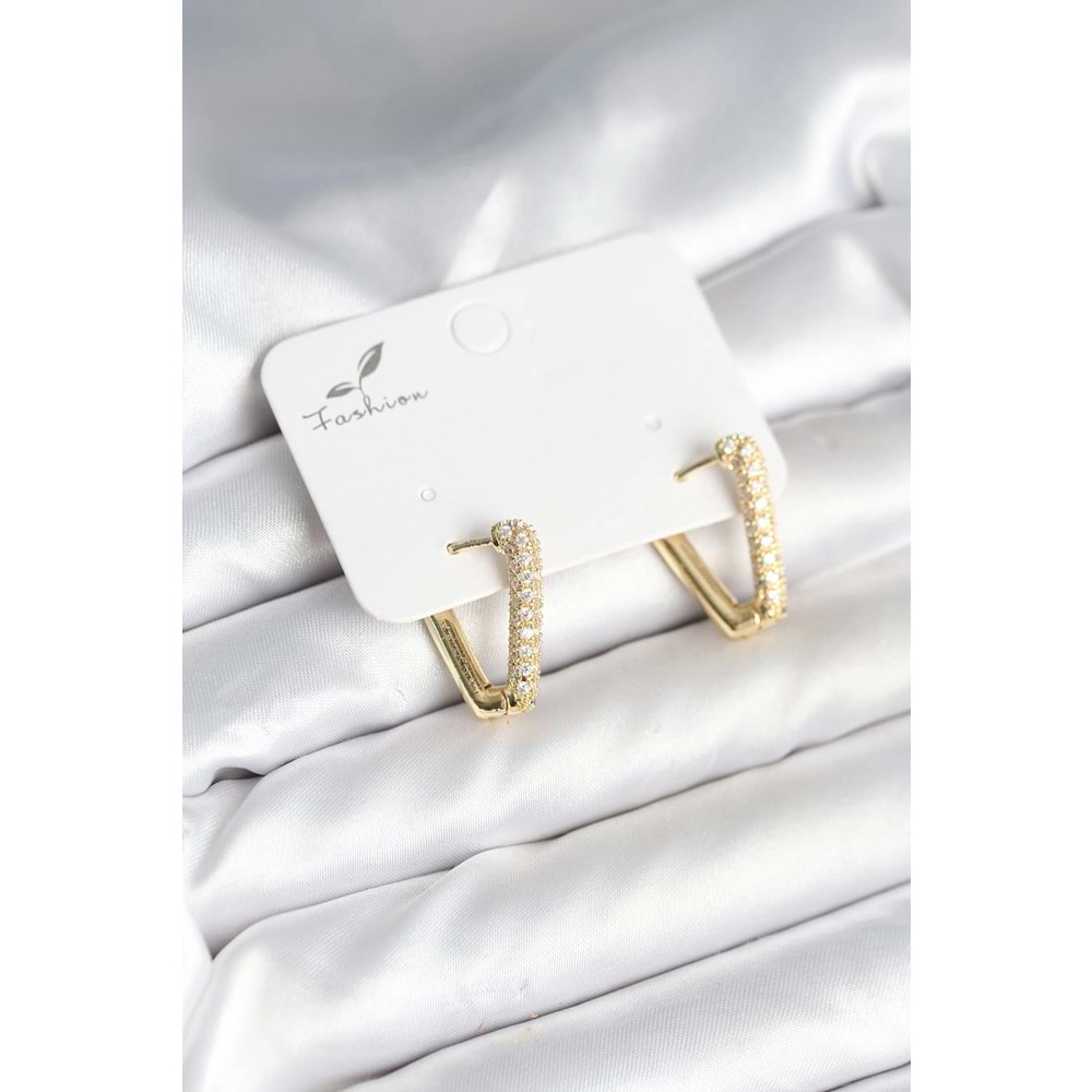 Üçgen Model Zirkon Taşlı Kadın Küpe