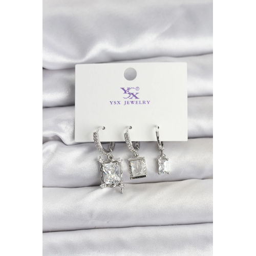 Gümüş Renk Zirkon Taşlı Kadın Küpe