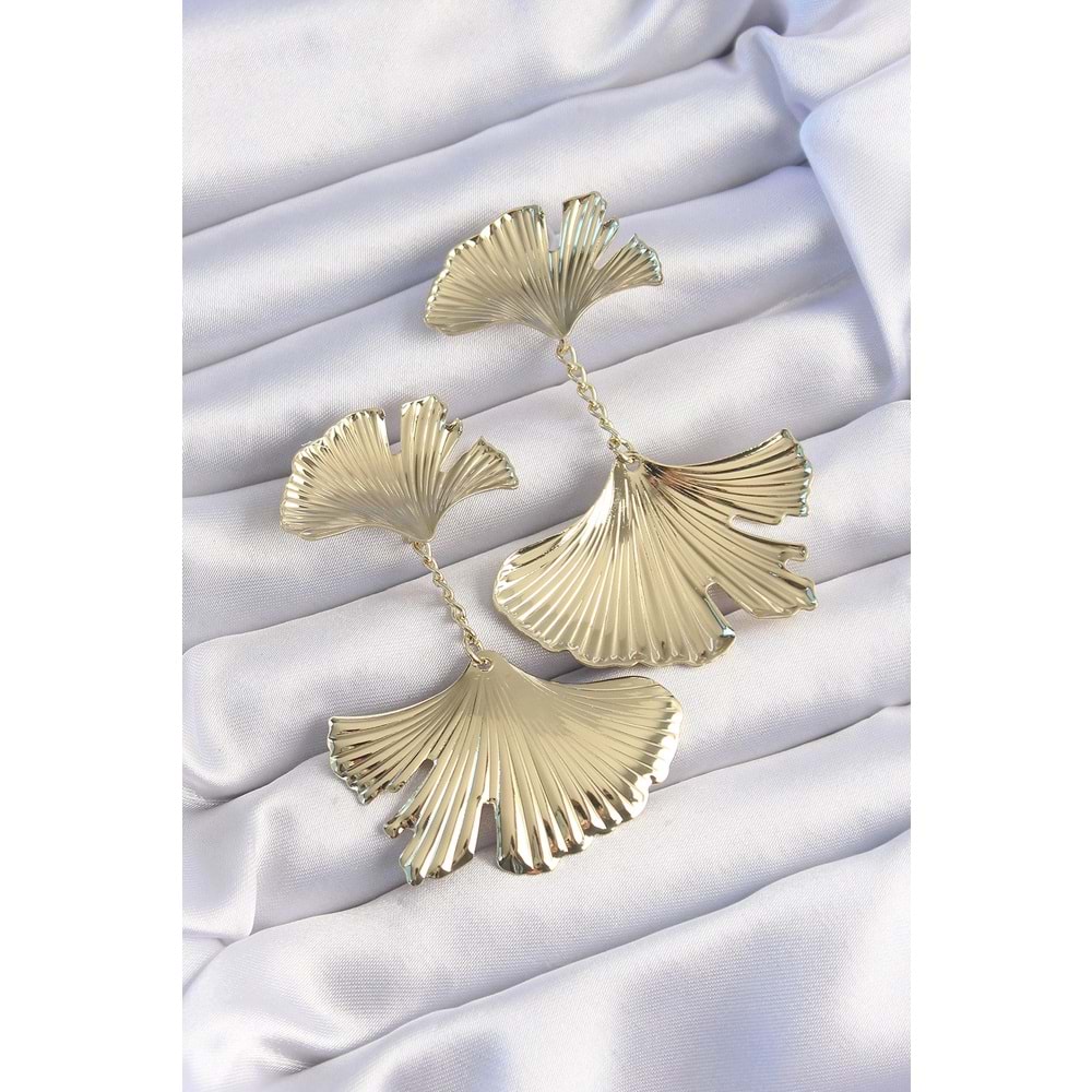 Pirinç Gold Renk Tırtıklı Yaprak Model Sallantılı Küpe