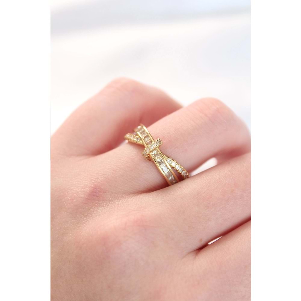 Kıvrım Model Gold Renk Zirkon Taşlı Ayarlanabilir Yüzük