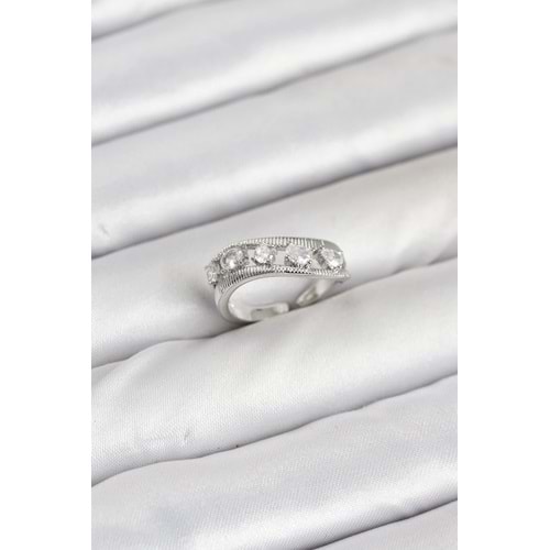 Pirinç Gümüş Renk Zirkon Taşlı Kadın Yüzük