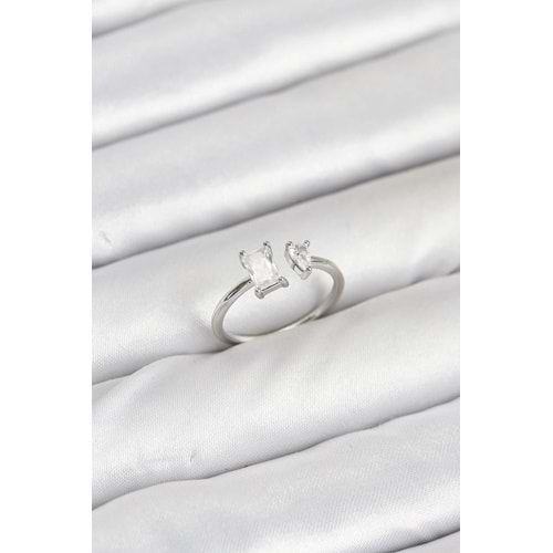 Pirinç Gold Renk Zirkon Taşlı Kadın Yüzük