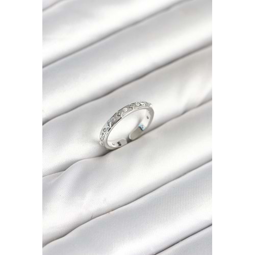 Pirinç Gümüş Renk Zirkon Taşlı Kadın Yüzük