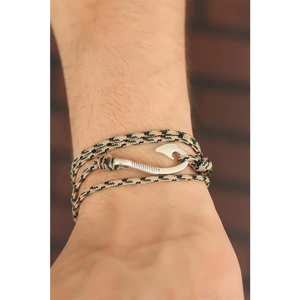 Krem Renk Çizgi Desenli Metal Kancalı Erkek Bileklik